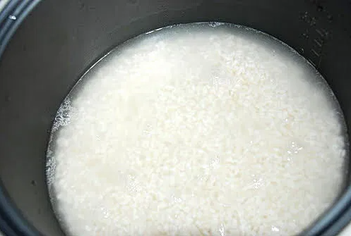 Cách ngâm gạo nếp nương